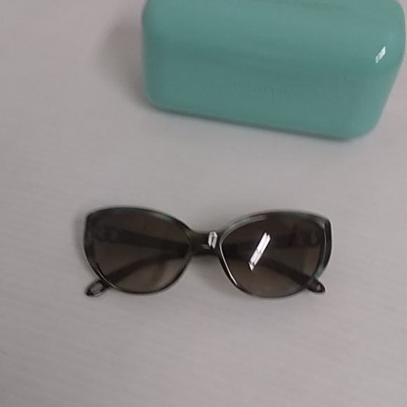 Tiffany woman sunglasses TF 4045 cat eye - Picture 8 of 8